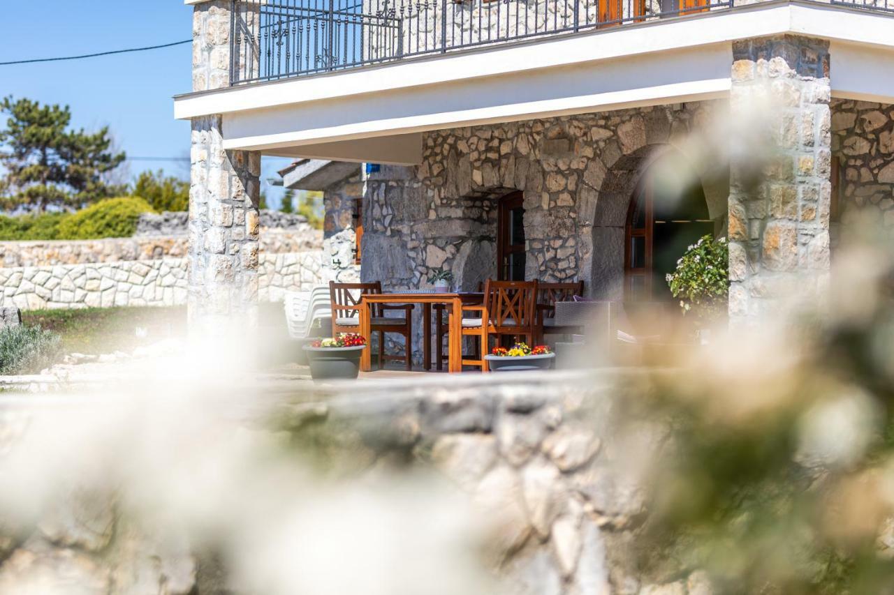 Villa Korina ปิเนซิตซี ภายนอก รูปภาพ