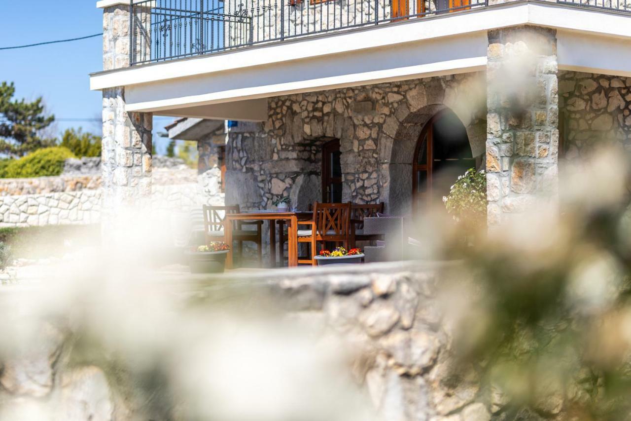 Villa Korina ปิเนซิตซี ภายนอก รูปภาพ