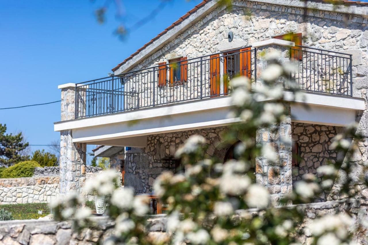 Villa Korina ปิเนซิตซี ภายนอก รูปภาพ